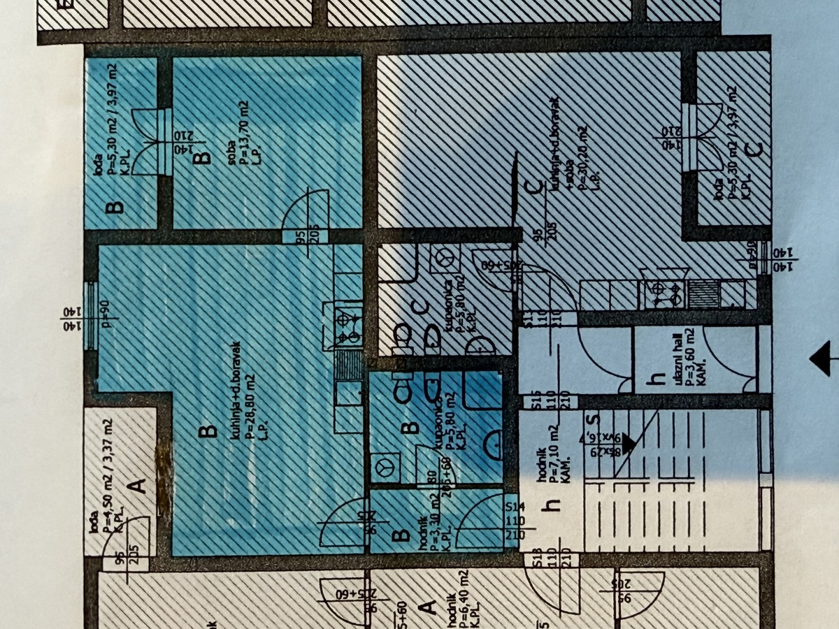 ISTRA, ROVINJ - Apartma v pritličju, enosobni z vrtom in parkiriščem