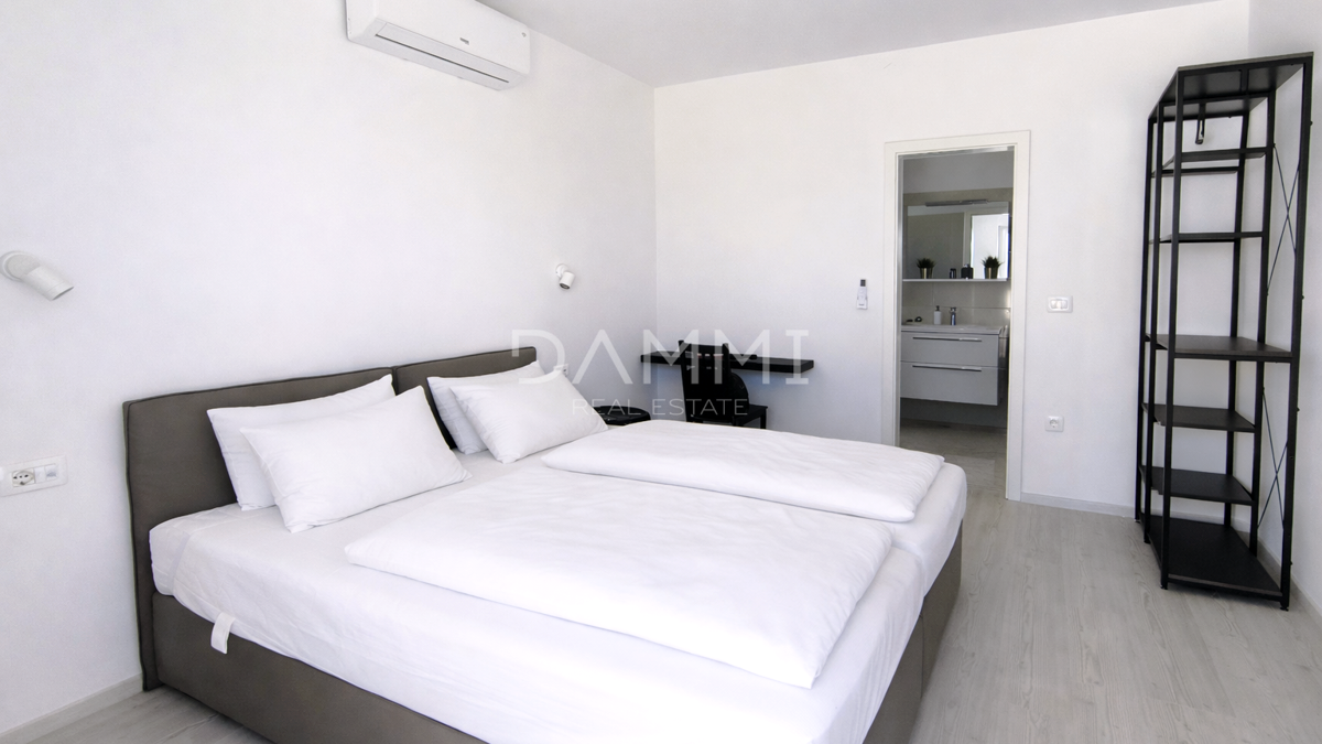 Istra. Vodnjan - vila z bazenom, čudovito dvorišče