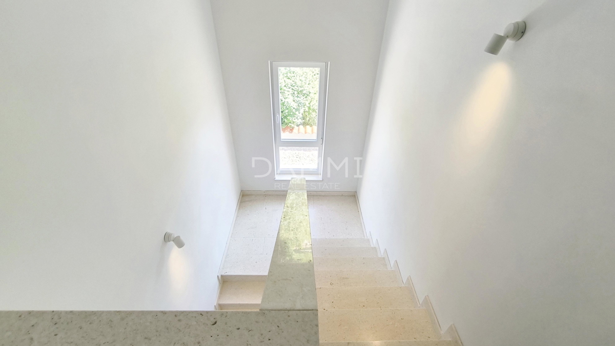 Istra. Vodnjan - vila z bazenom, čudovito dvorišče