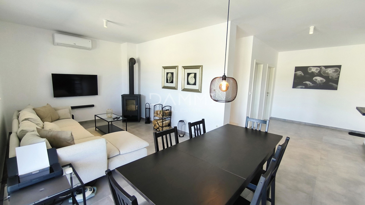 Istra. Vodnjan - vila z bazenom, čudovito dvorišče