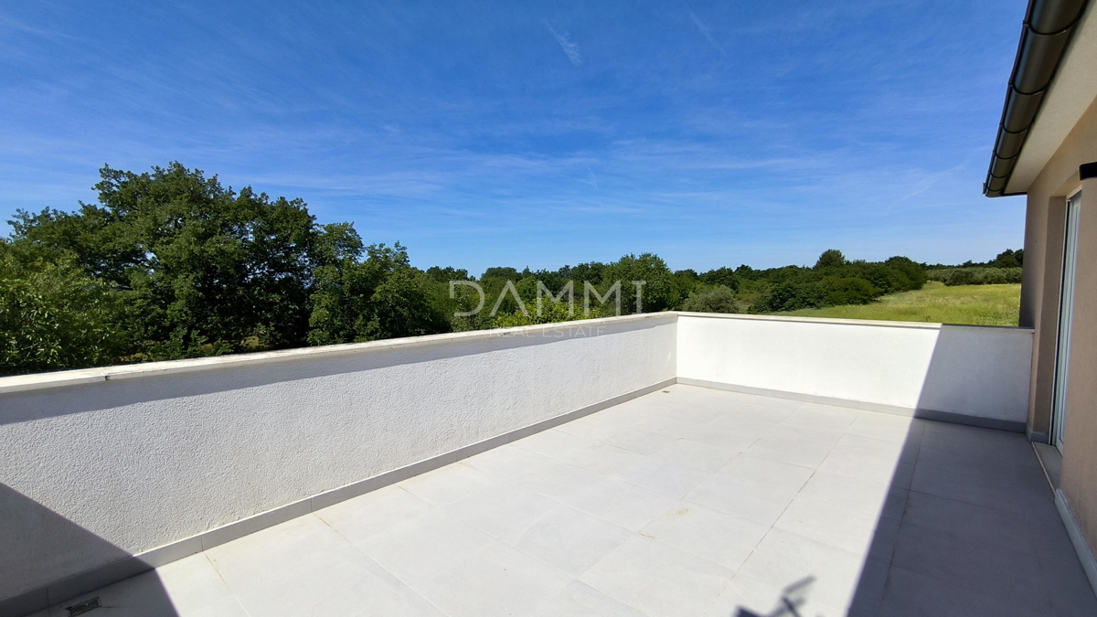 Istra. Vodnjan - vila z bazenom, čudovito dvorišče