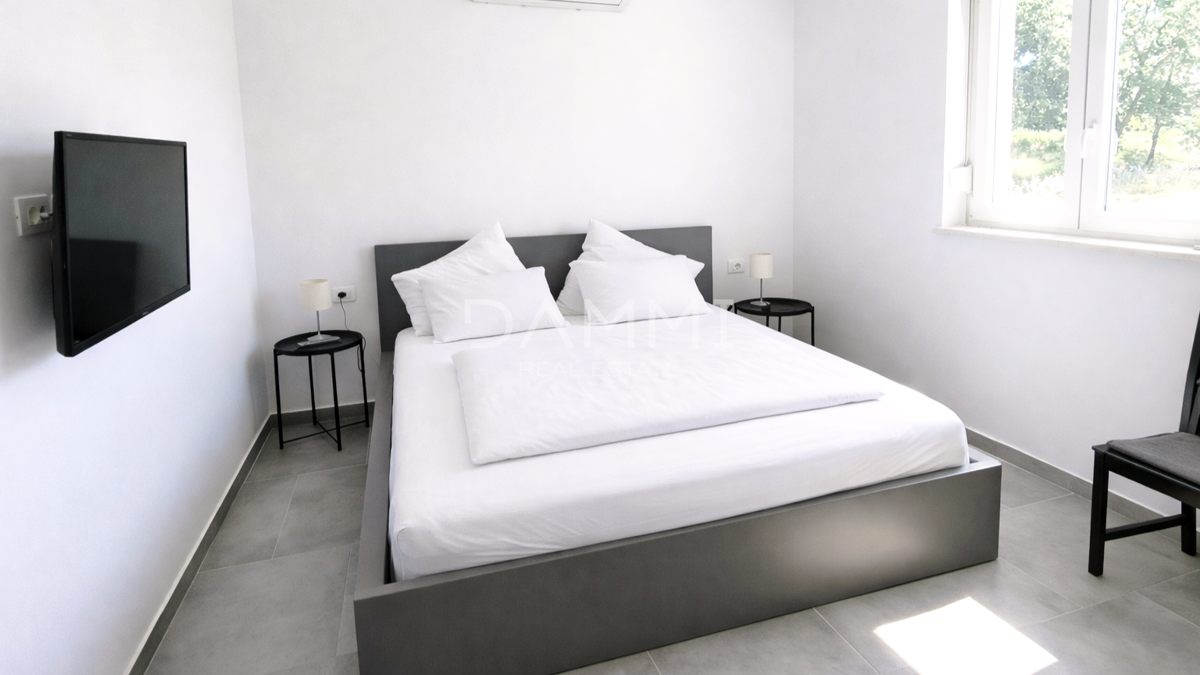 Istra. Vodnjan - vila z bazenom, čudovito dvorišče