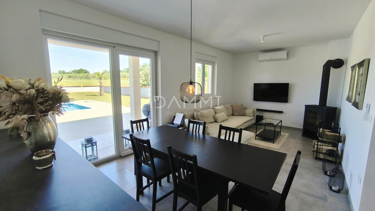 Istra. Vodnjan - vila z bazenom, čudovito dvorišče