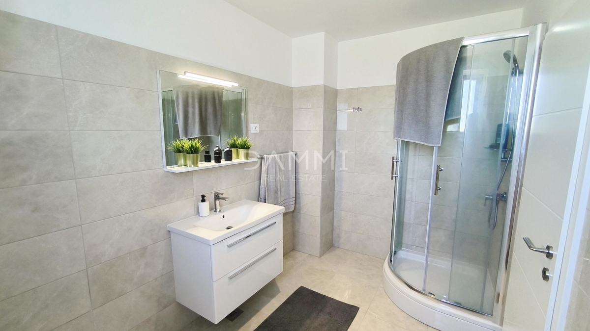 Istra. Vodnjan - vila z bazenom, čudovito dvorišče