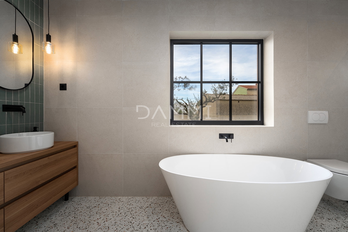 ISTRA, ŽMINJ - Očarljiva enonadstropna hiša z bazenom