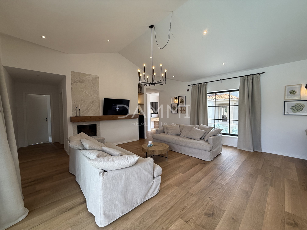 ISTRA, ŽMINJ - Očarljiva enonadstropna hiša z bazenom