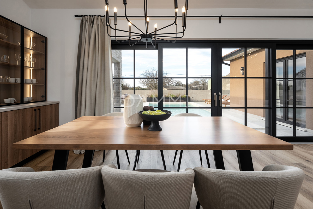 ISTRA, ŽMINJ - Očarljiva enonadstropna hiša z bazenom