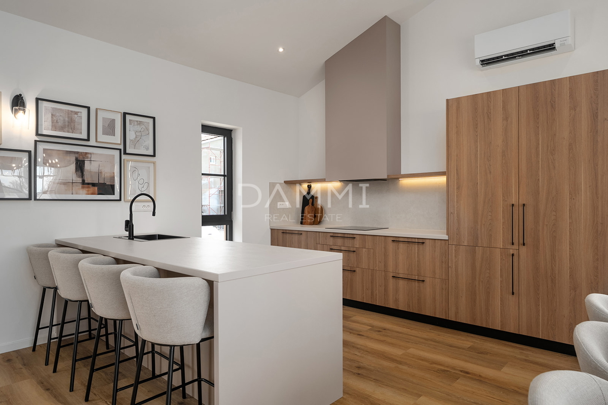 ISTRA, ŽMINJ - Očarljiva enonadstropna hiša z bazenom