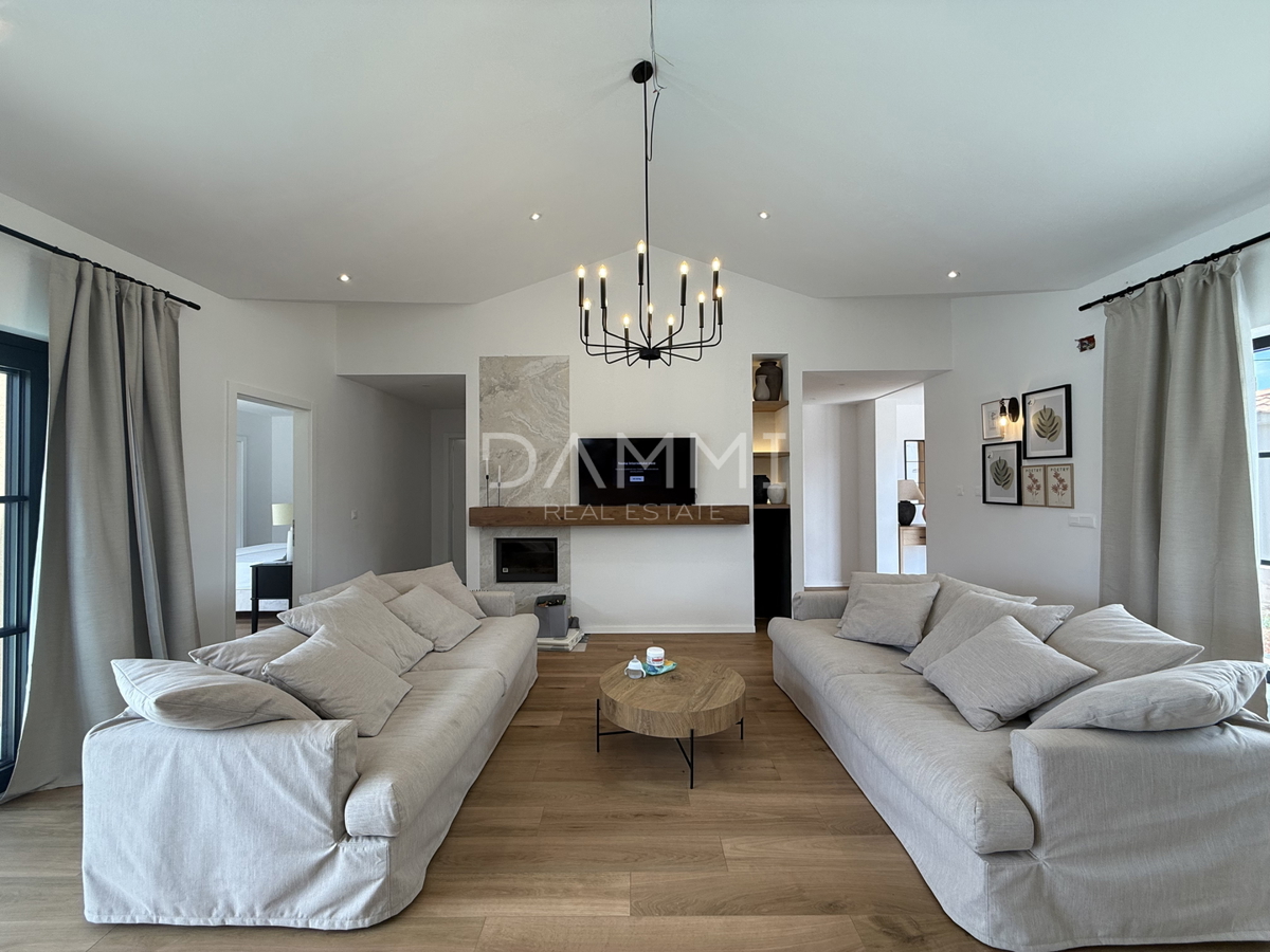 ISTRA, ŽMINJ - Očarljiva enonadstropna hiša z bazenom