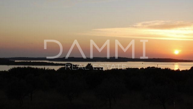 Istra, Štinjan - atraktivno gradbeno zemljišče, pogled na morje