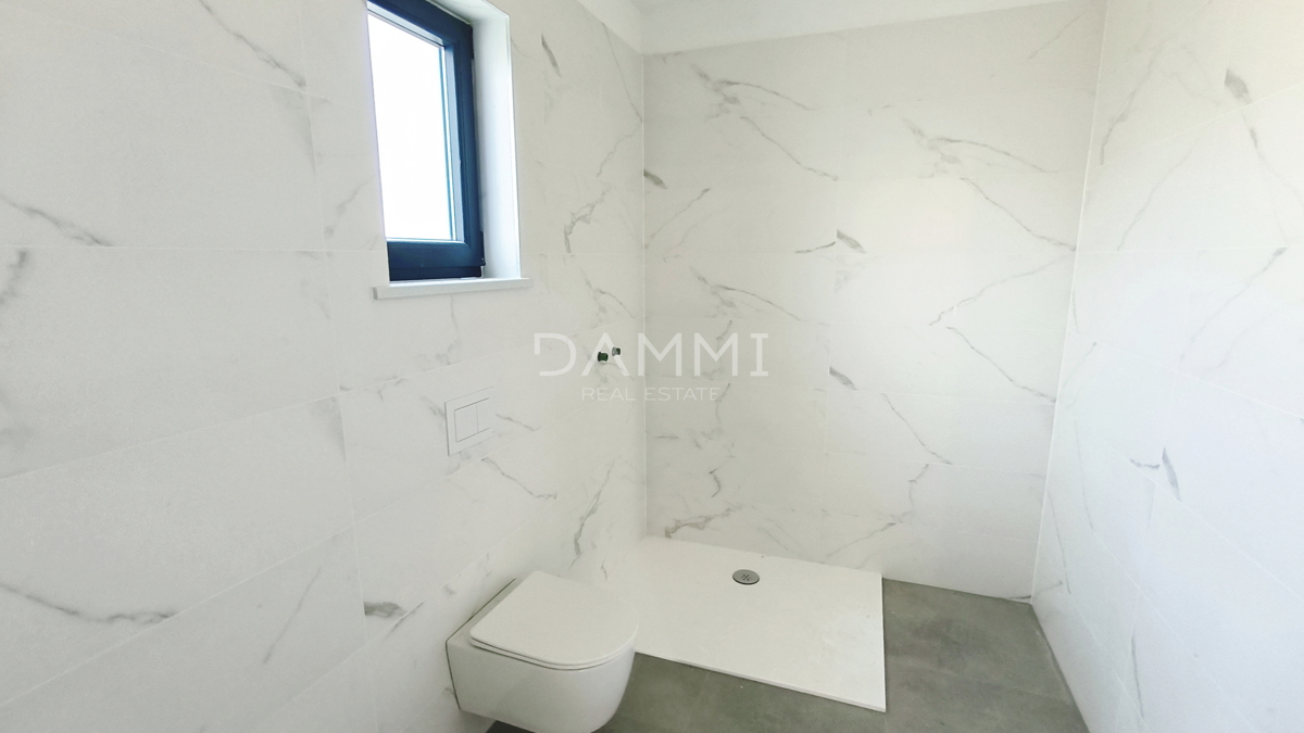 Istra - Marčana, hiša s bazenom, novogradnja