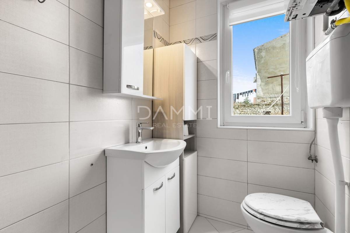 Istra, Pula, stanovanje v centru, 2 spalnici, urejena dokumentacija