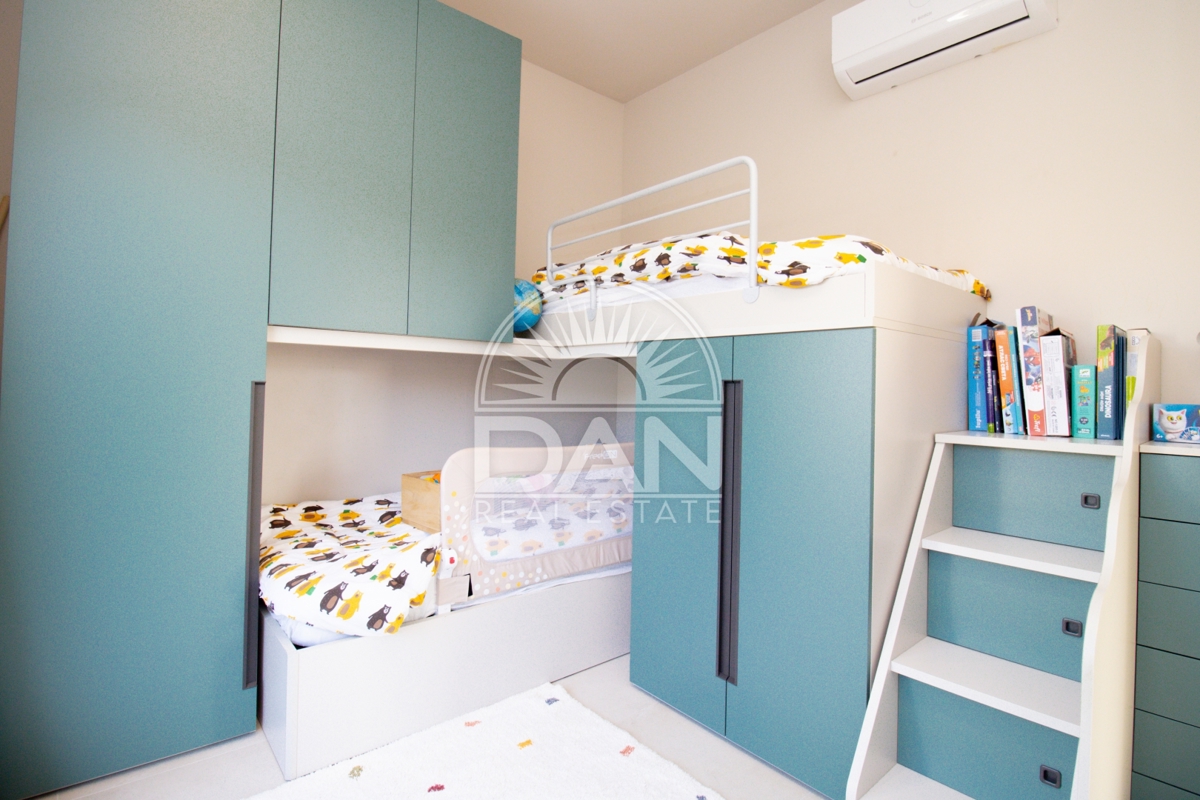 Funtana – Ekskluzivno! Moderna hiša v bližini morja, obdana z naravo