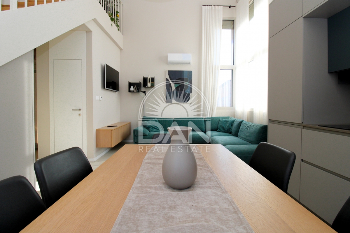 Funtana – Ekskluzivno! Moderna hiša v bližini morja, obdana z naravo