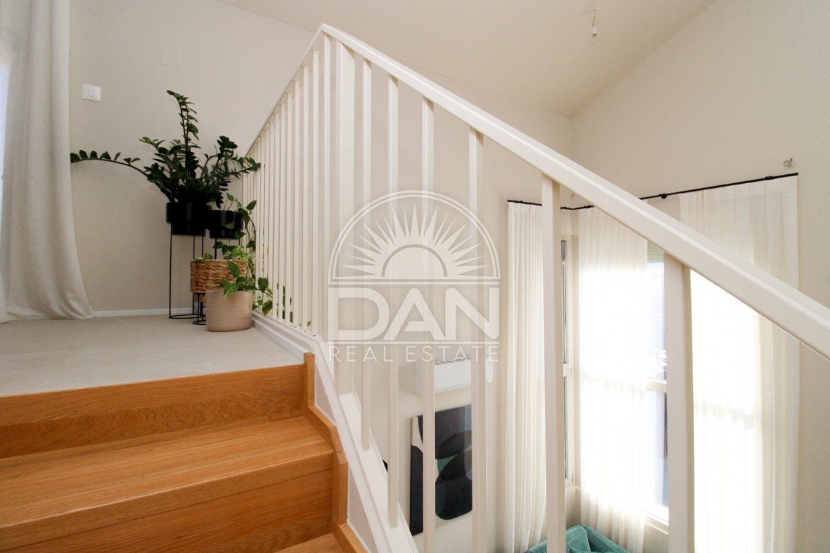 Funtana – Ekskluzivno! Moderna hiša v bližini morja, obdana z naravo