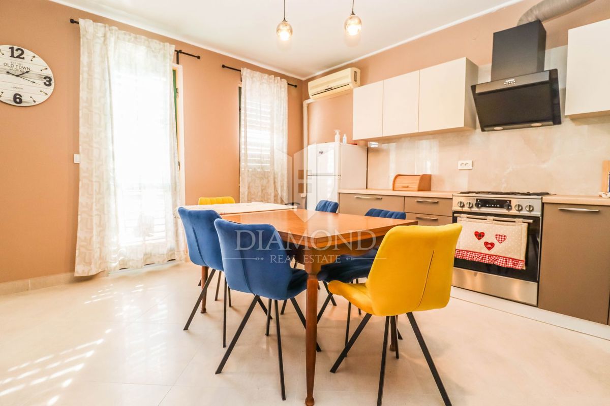 Rovinj, center, na novo prenovljeno stanovanje na iskani lokaciji