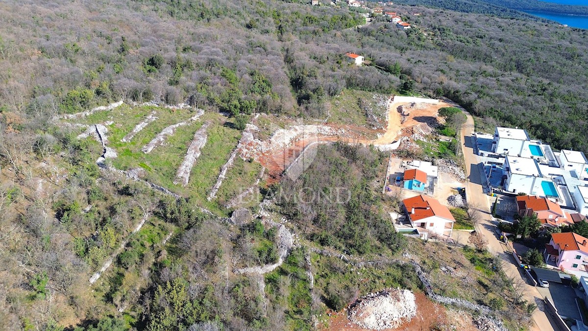 Labin, Rabac, gradbeno zemljišče s pogledom na morje