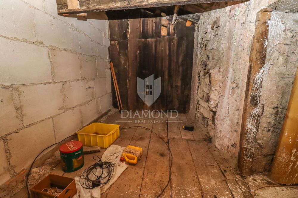 Priložnost za prenovo v bližini morja, okolica Medulina
