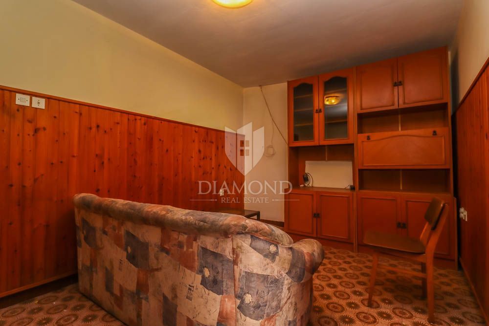 Priložnost za prenovo v bližini morja, okolica Medulina