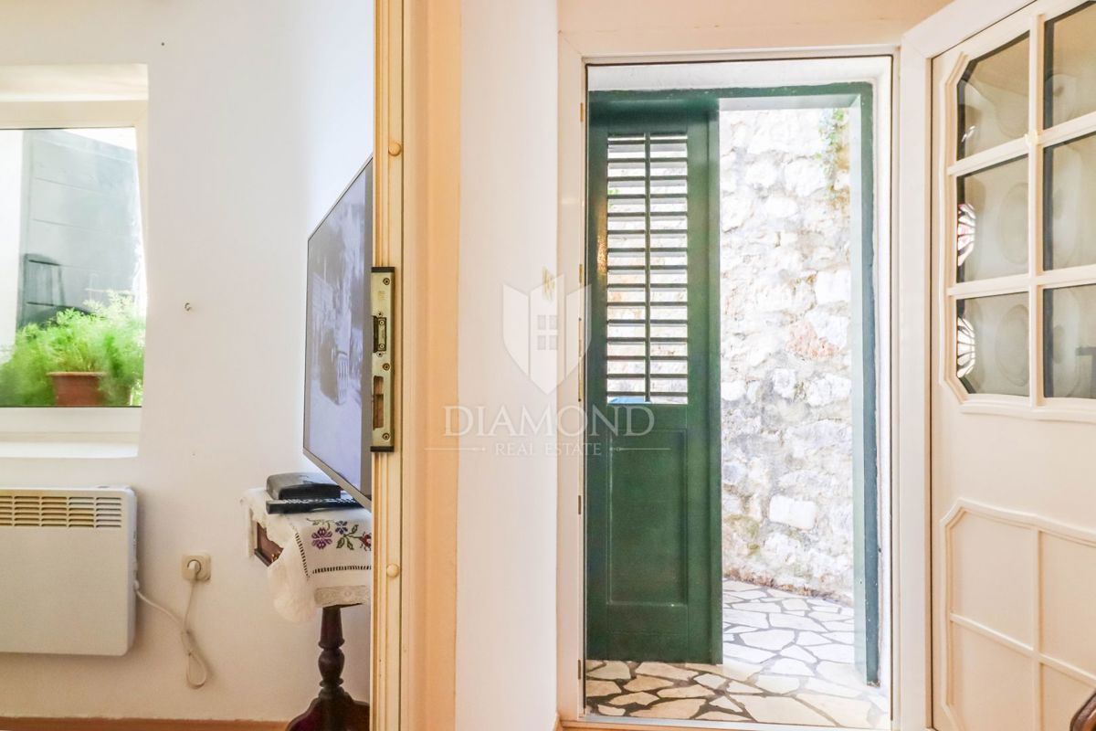 Hiša Rovinj, 79m2