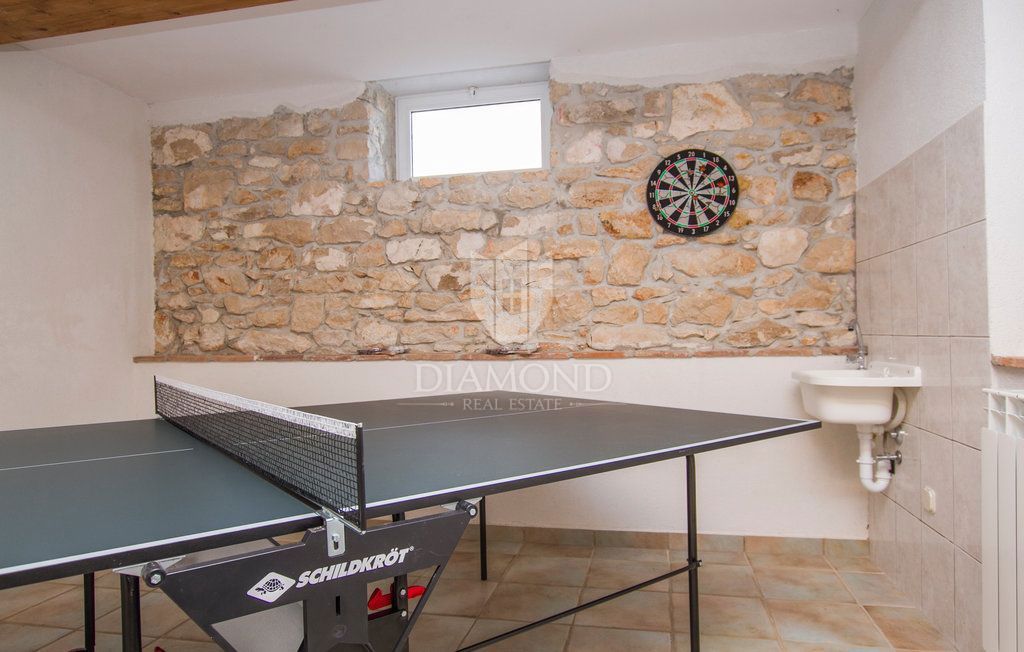 Labin, okolica, lepa hiša s pogledom na morje