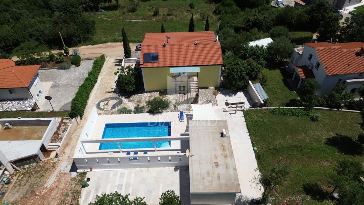Rabac, lepa hiša z neoviranim pogledom na morje 