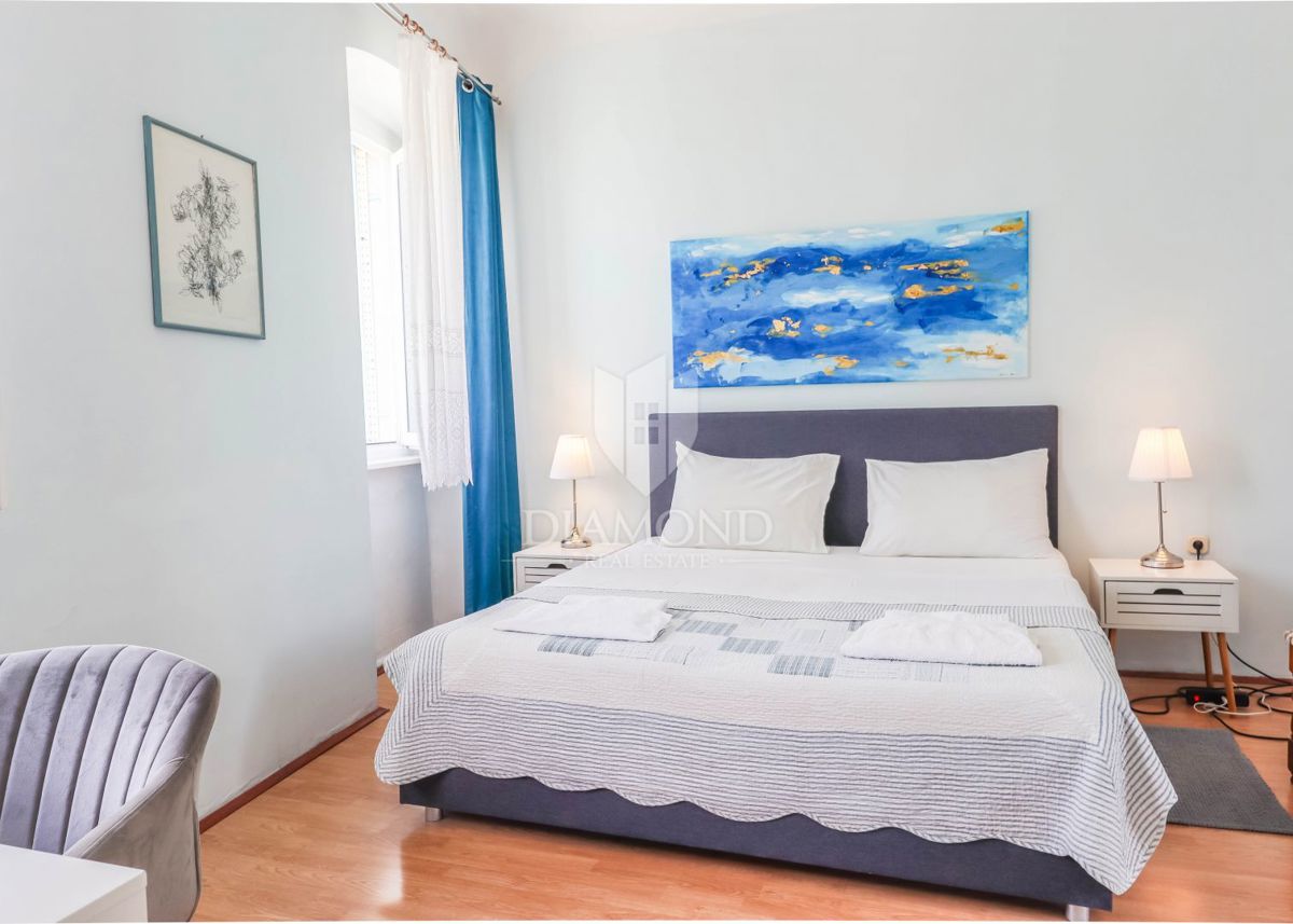 Rovinj, apartma, prva vrsta do morja!