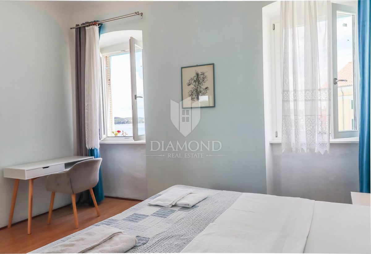 Rovinj, apartma, prva vrsta do morja!