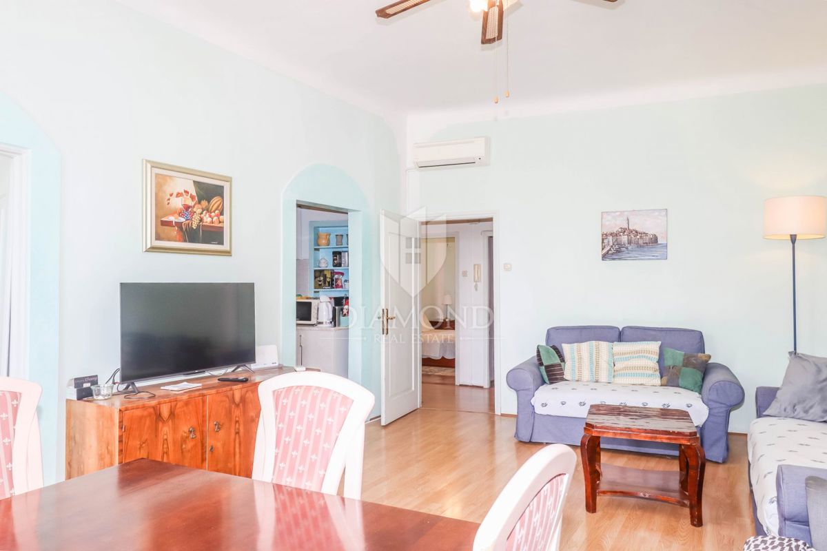 Rovinj, apartma, prva vrsta do morja!