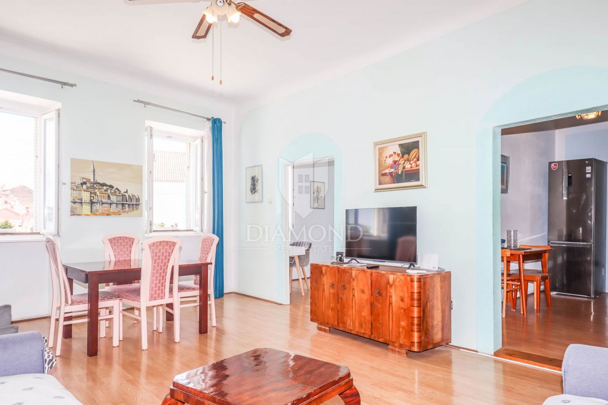 Rovinj, apartma, prva vrsta do morja!
