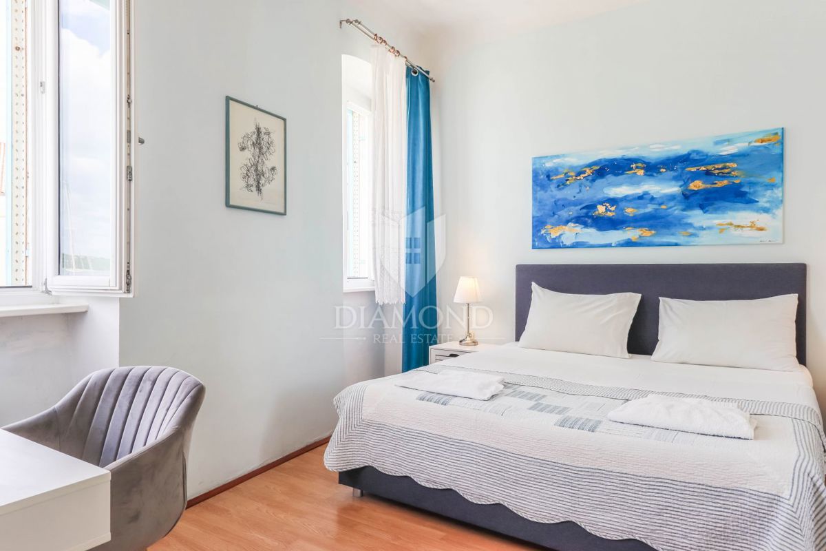 Rovinj, apartma, prva vrsta do morja!