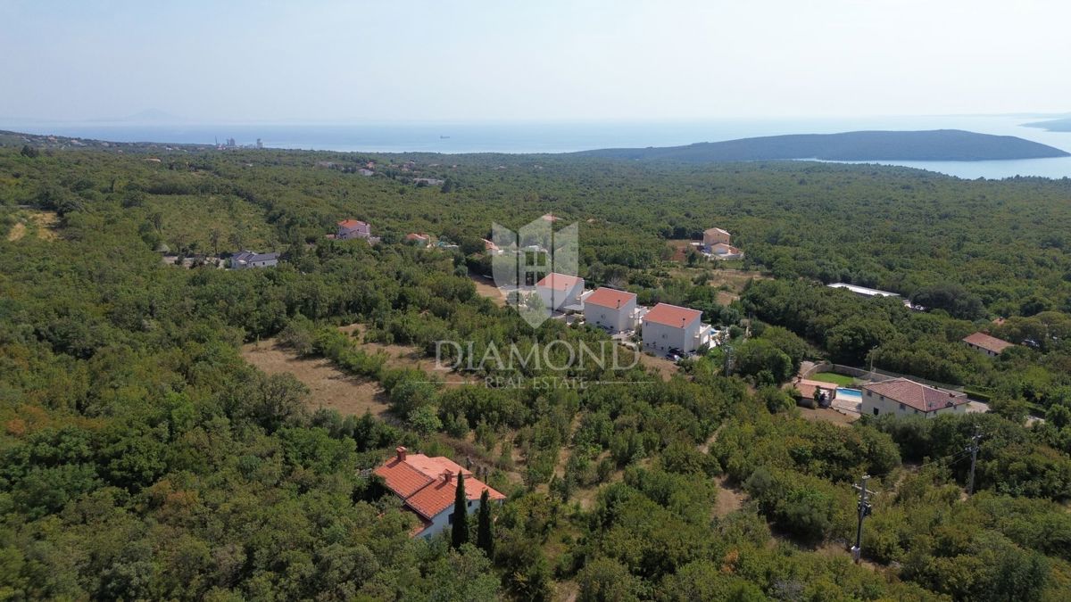 Labin, okolica, zazidljivo zemljišče
