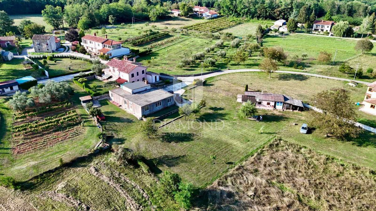 Lepo gradbeno zemljišče v bližini Labina