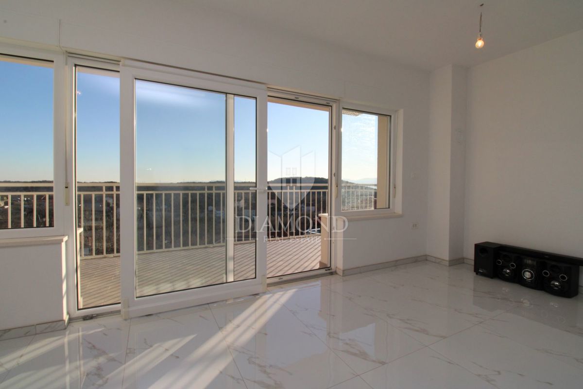 Apartmaj Saršoni, Viškovo, 82m2