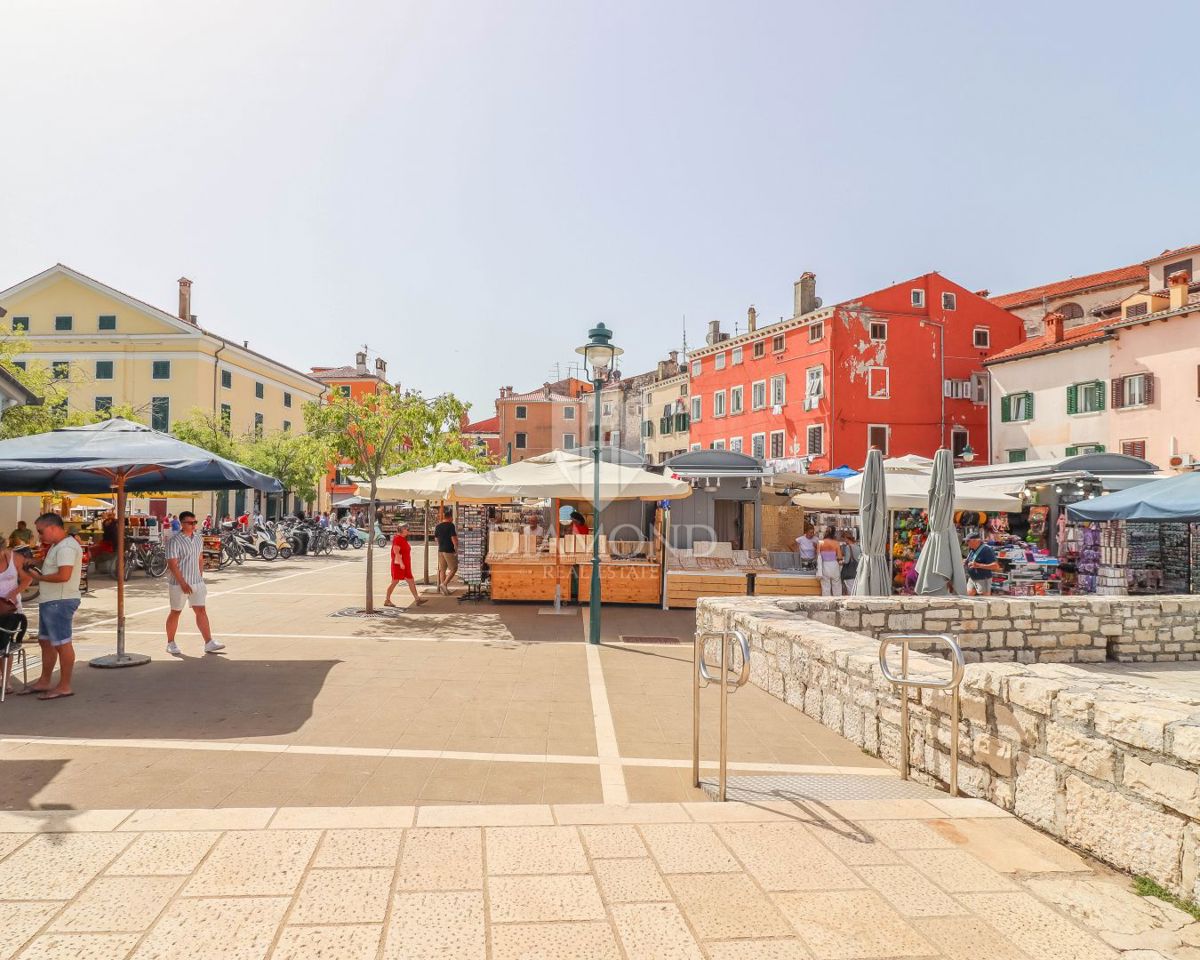 Priložnost! Dva apartmaja v središču Rovinja!