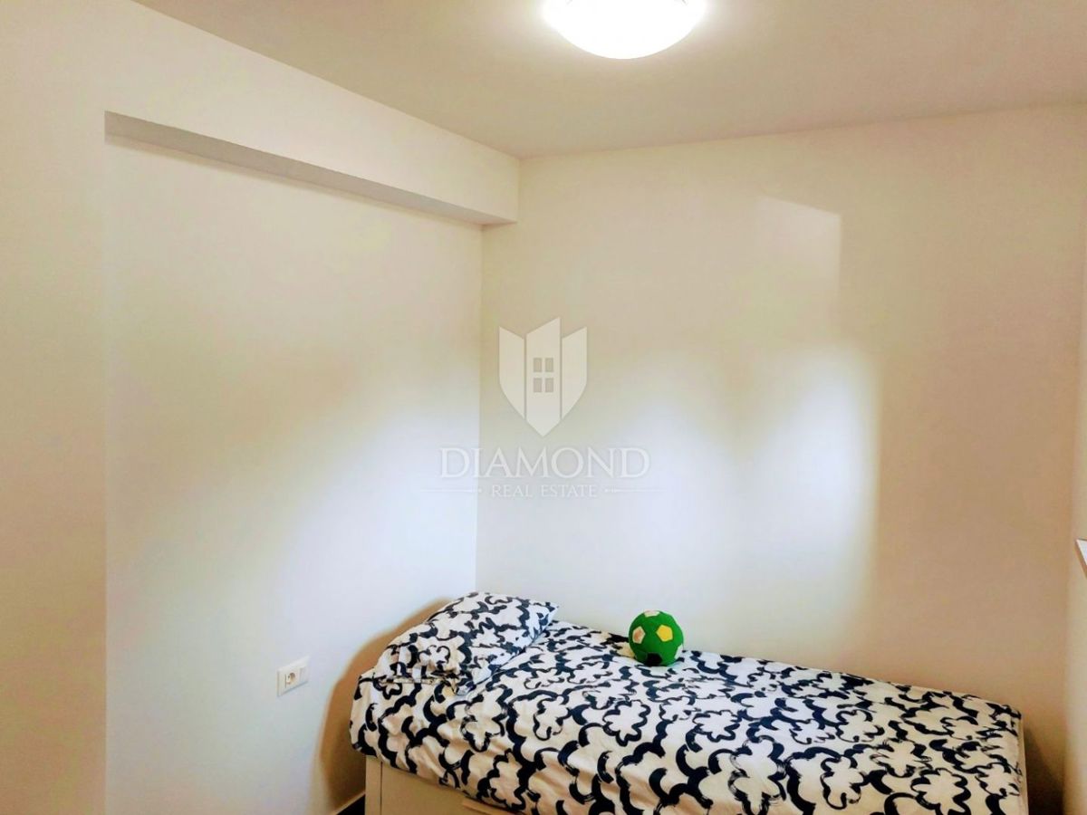 Poreč, okolica - visokokakovosten apartma v novogradnji blizu morja!