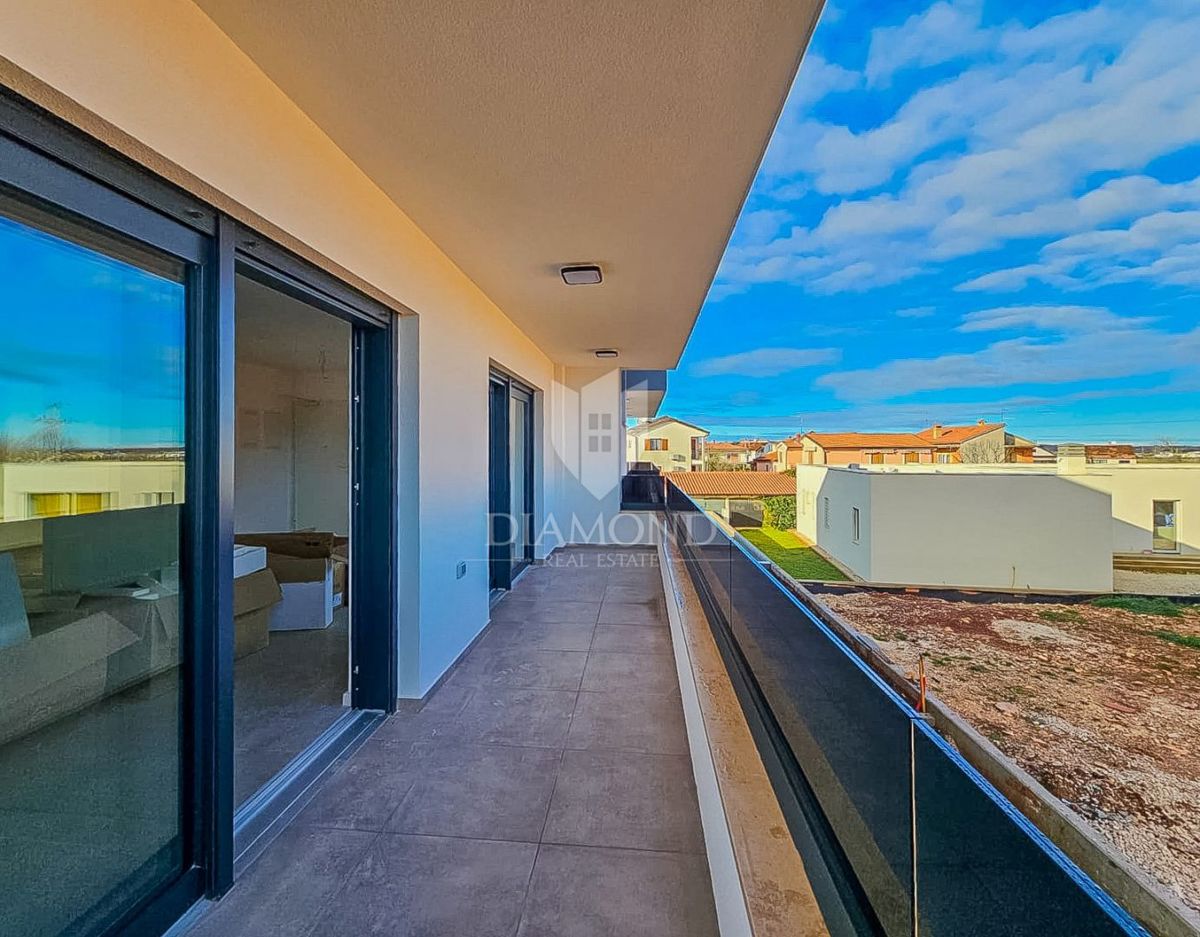 Umag, novogradnja! Odlično 2 sobno stanovanje!