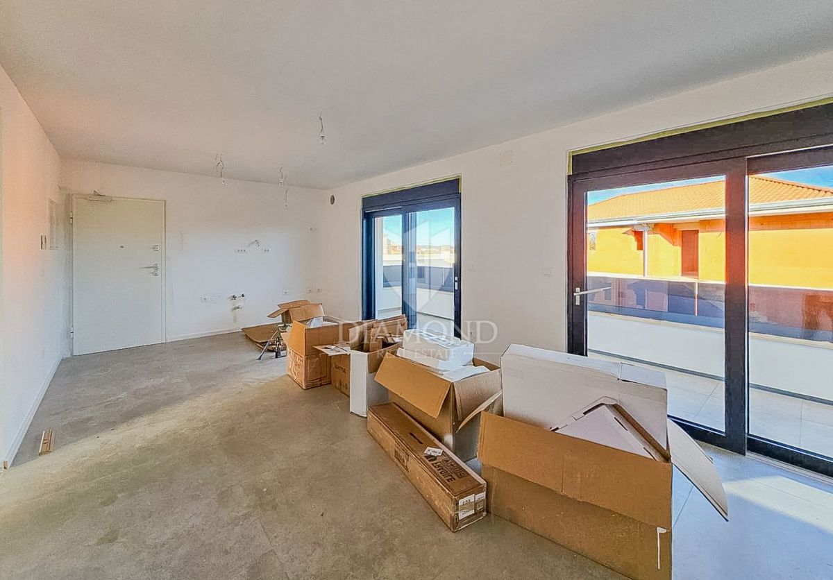 Umag, novogradnja! Odlično 2 sobno stanovanje!