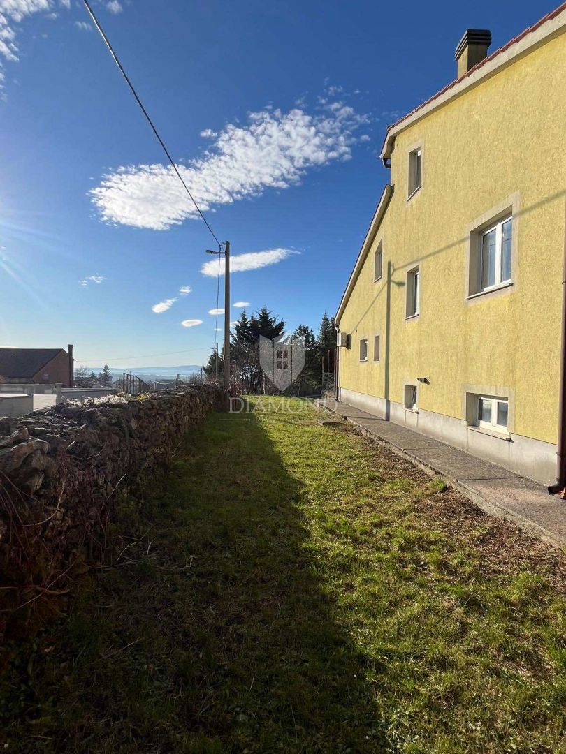 Viškovo, udobna novejša hiša na mirni lokaciji