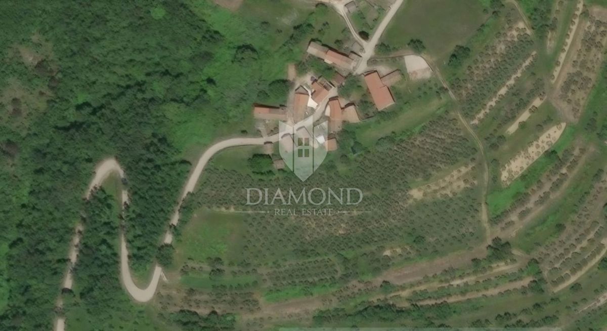Hiša Momjan, Buje, 150m2