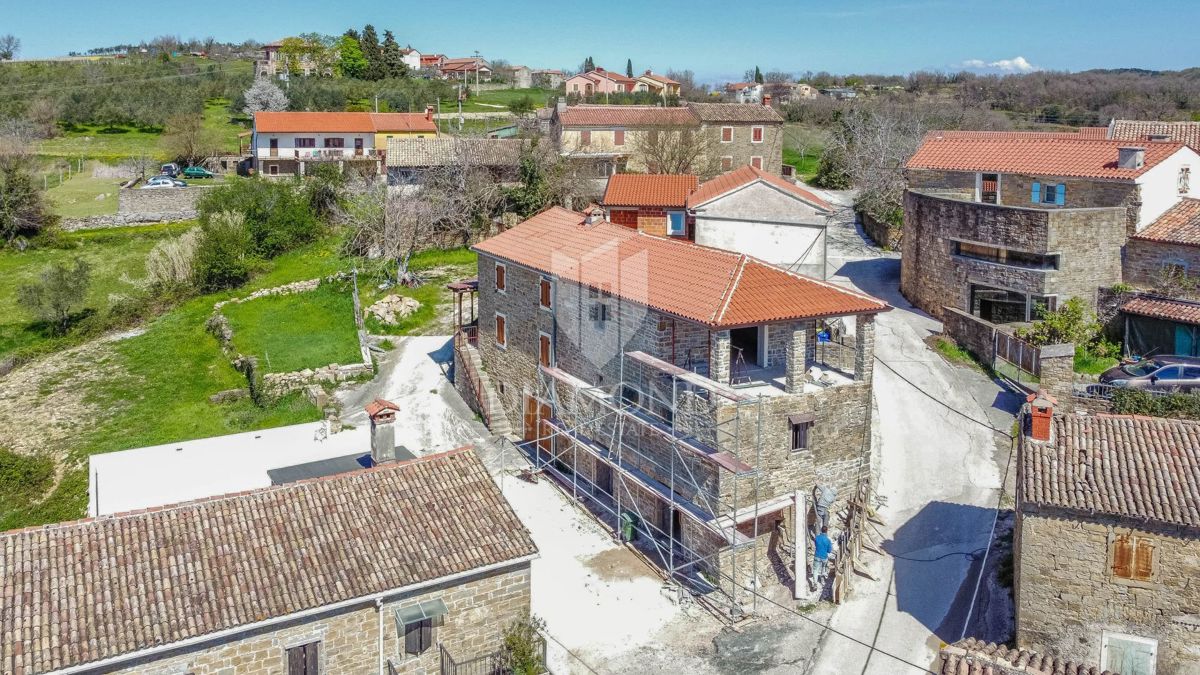 Hiša Momjan, Buje, 150m2