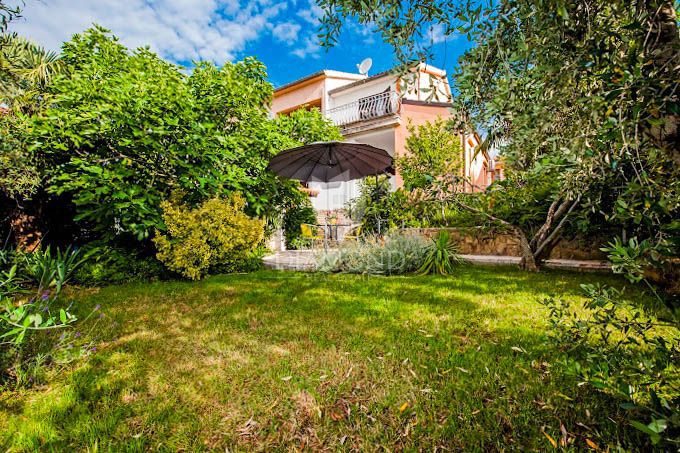 Hiša Rovinj, 360m2