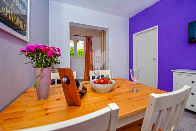 Hiša Rovinj, 360m2