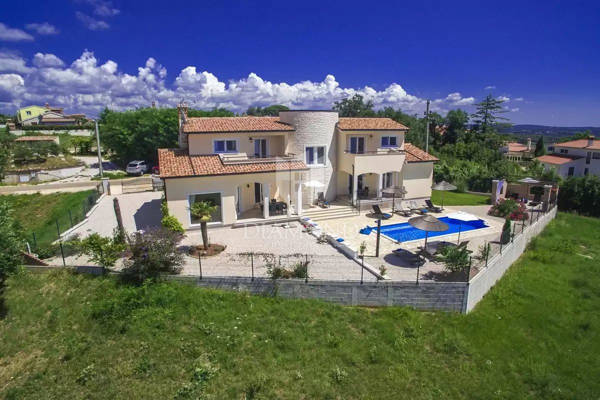 Hiša Poreč, 206m2