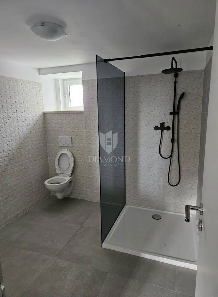 Žminj, na novo obnovljena hiša na mirni lokaciji