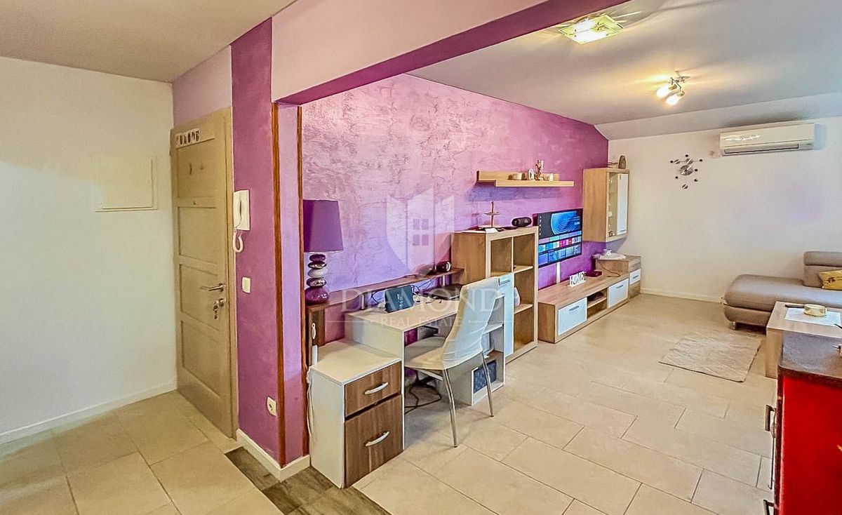 Apartmaj Novigrad, 65m2
