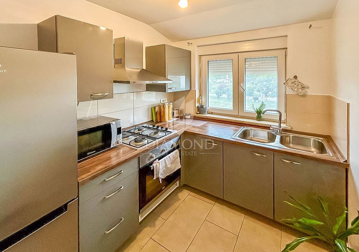 Apartmaj Novigrad, 65m2
