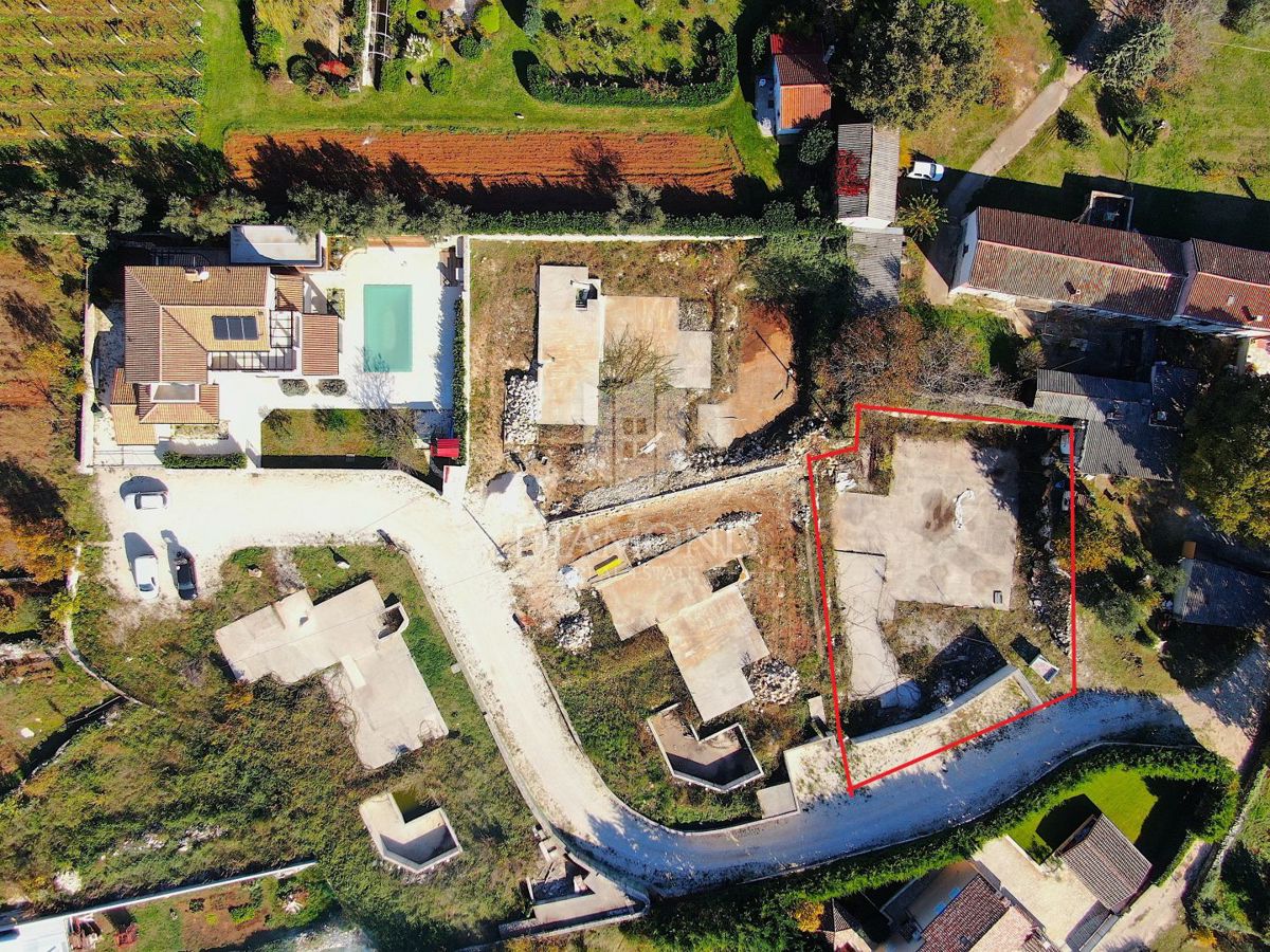 Zemljišče Svetvinčenat, 970m2