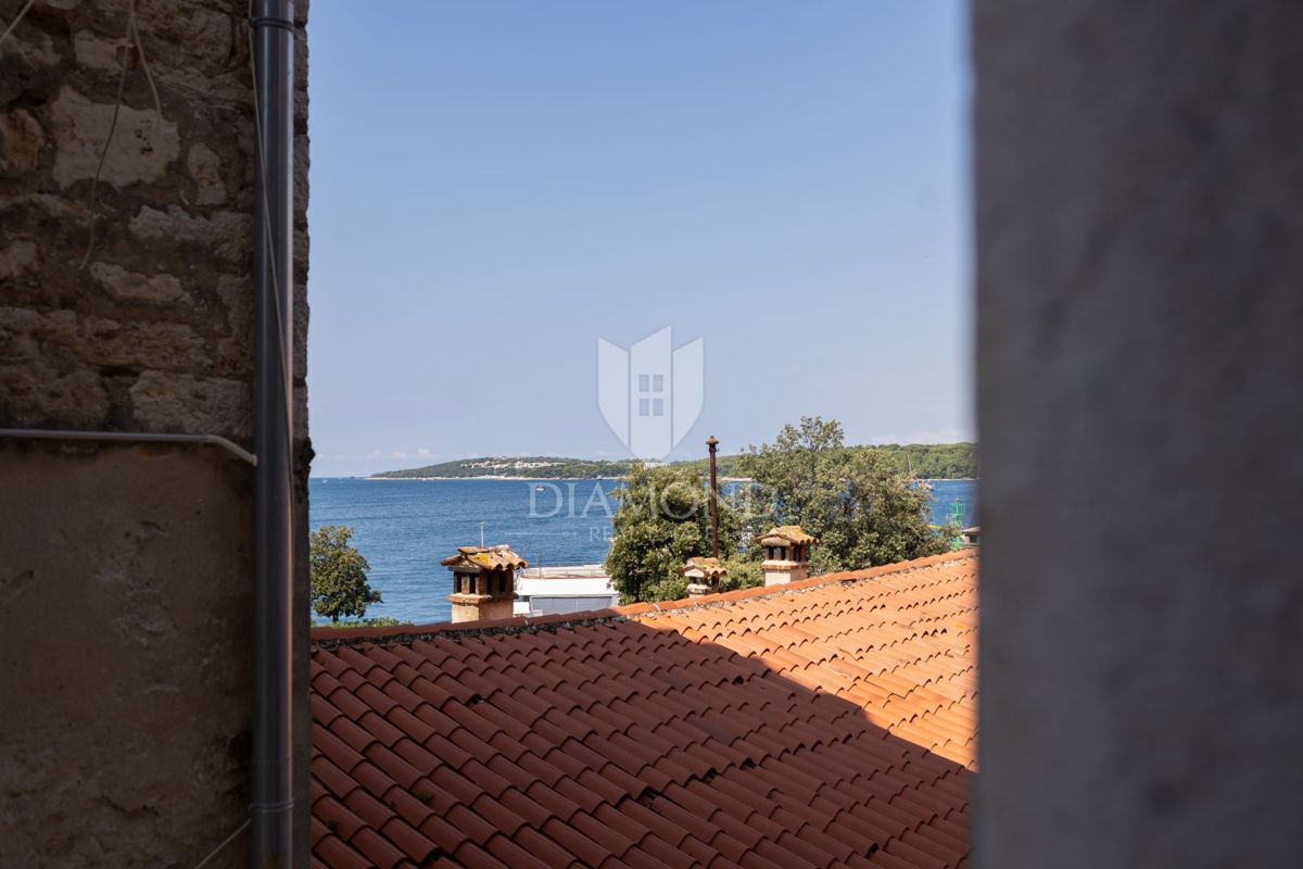 Garsonjera z Shrambo, Center, Razgled na Morje