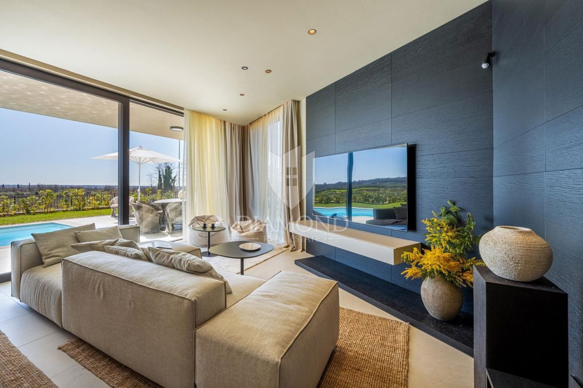 Poreč, Ekskluzivna vila za pametne domove z odprtim razgledom